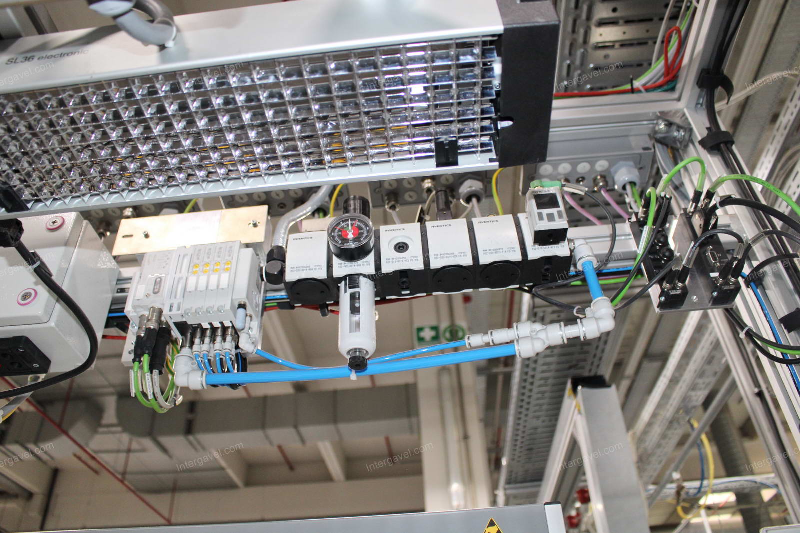 Szerelő munkahely 5