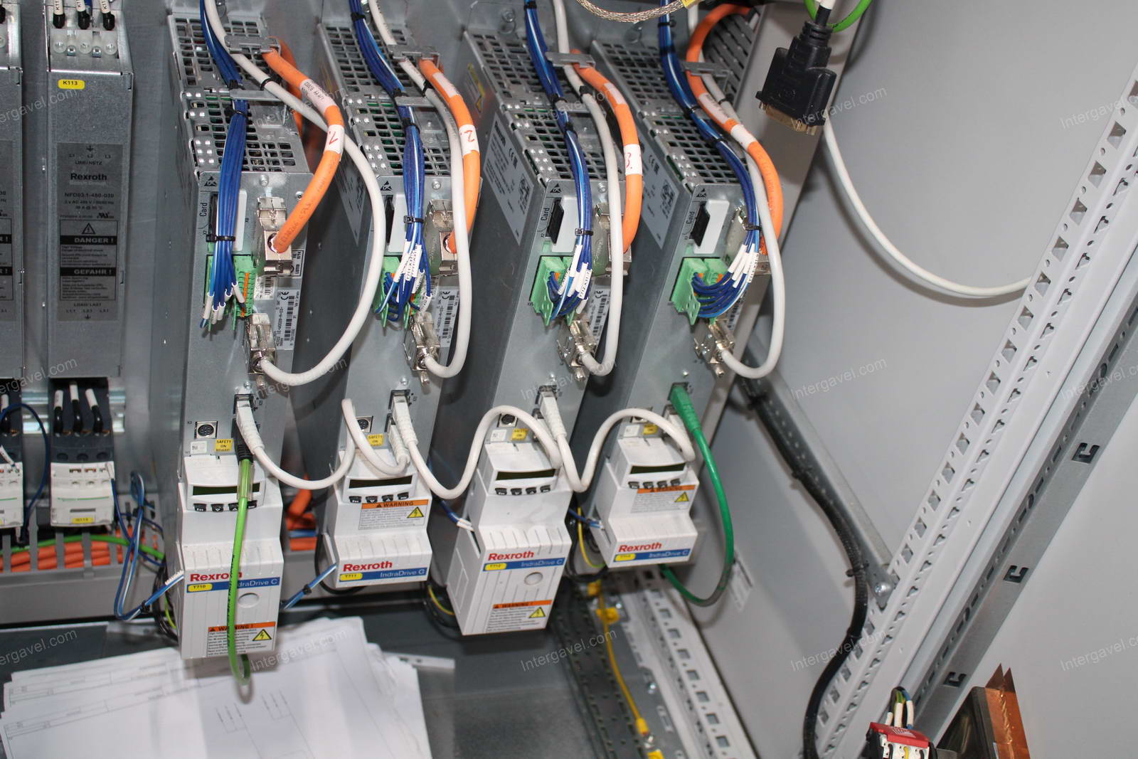 Szerelő munkahely 15