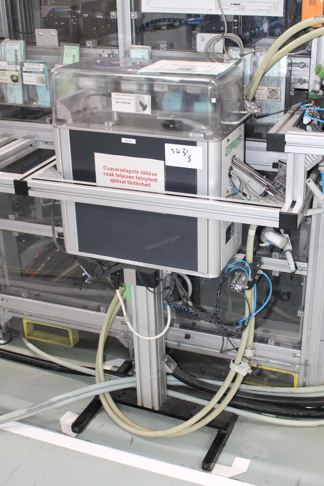 Szerelő munkahely 17