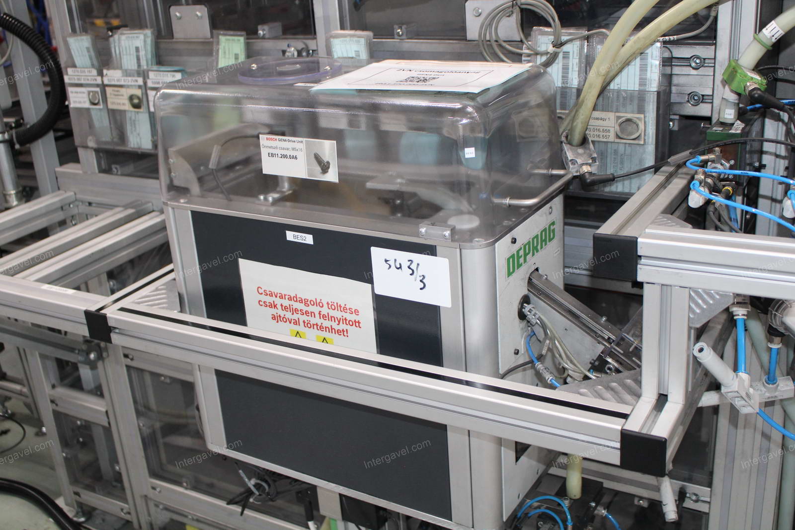 Szerelő munkahely 18