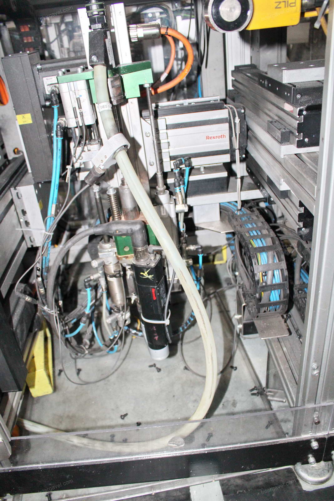 Szerelő munkahely 7