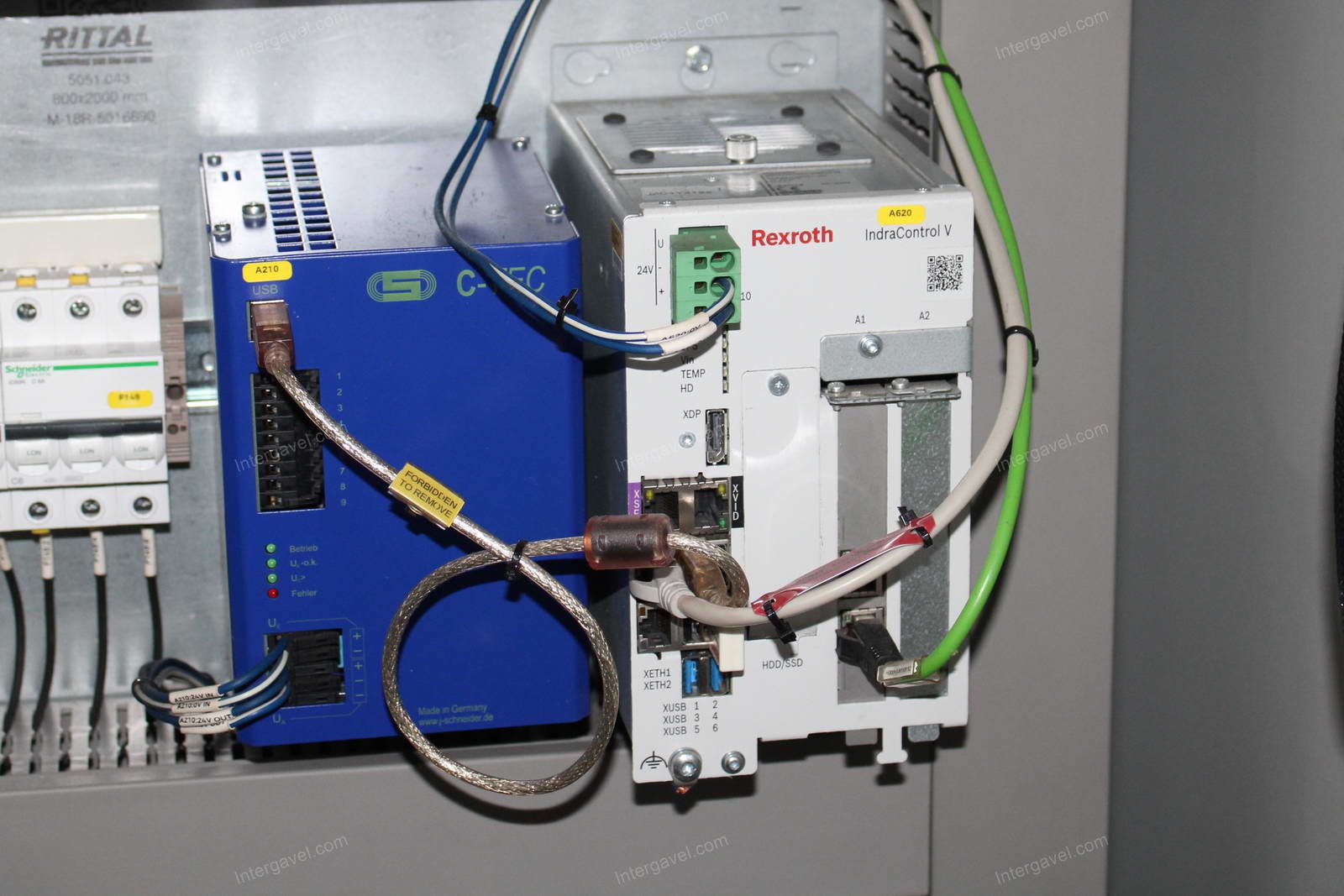 Szerelő munkahely 17