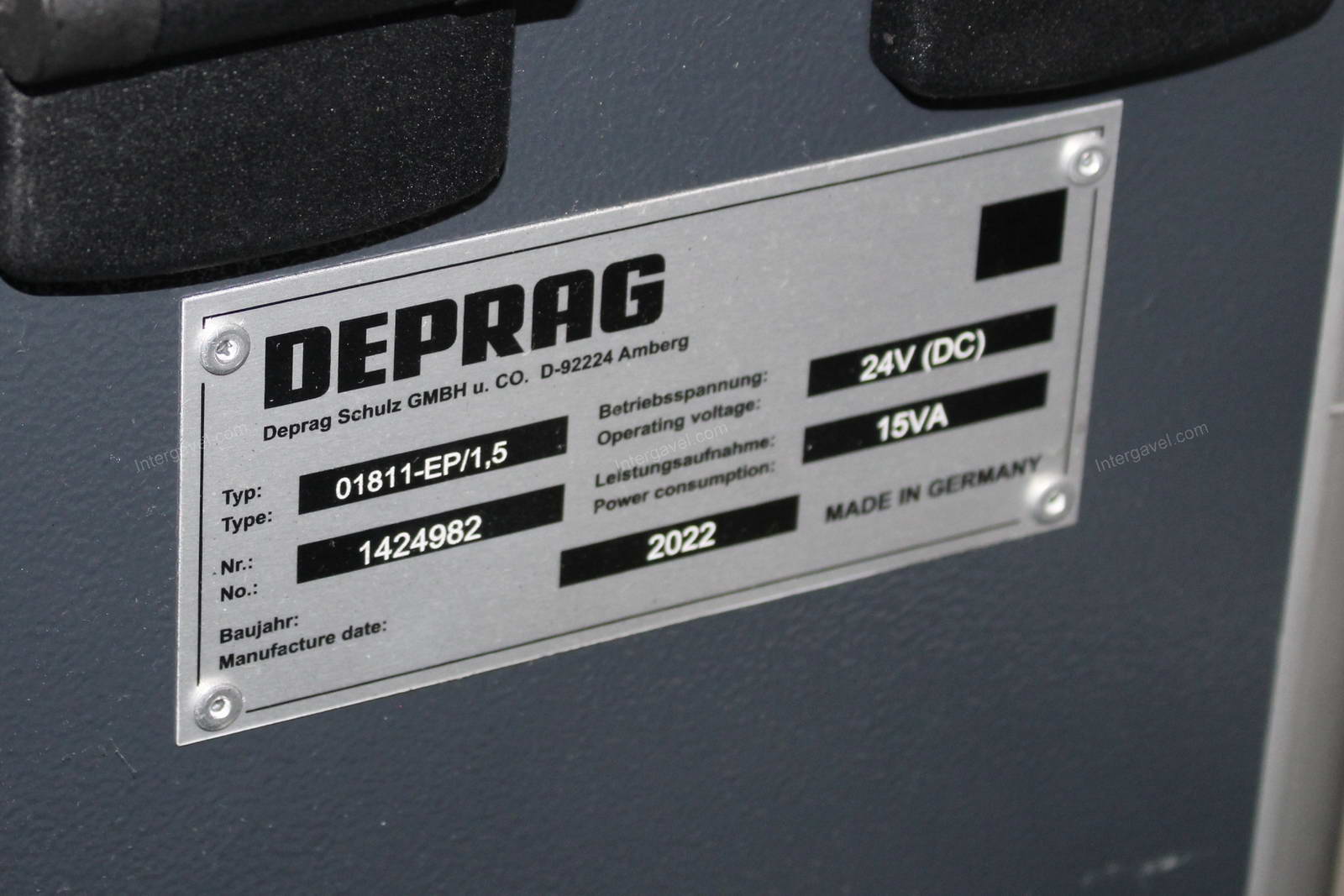 Szerelő munkahely 21