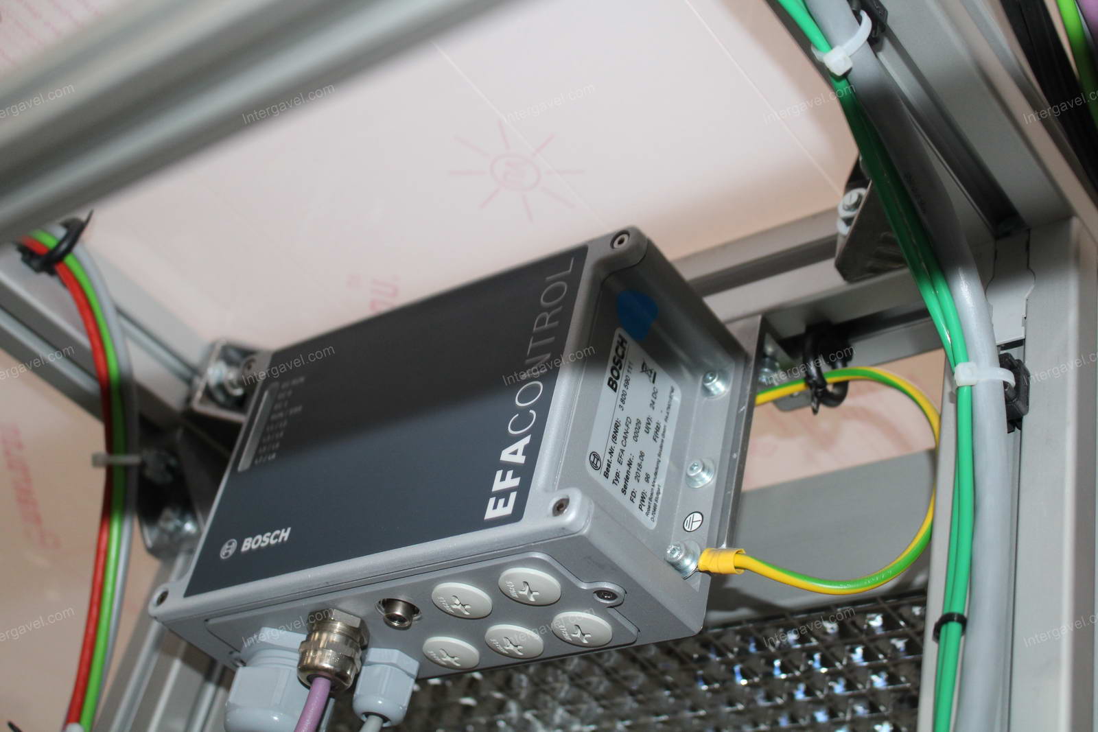 Szerelő munkahely 5