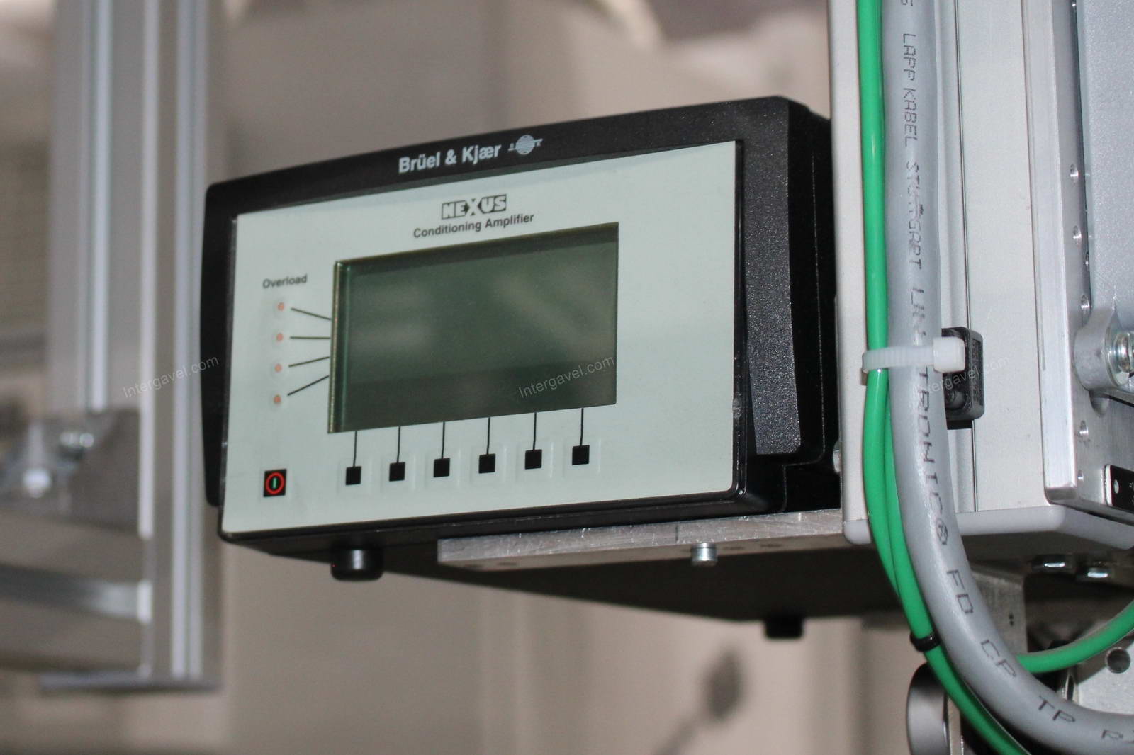 Szerelő munkahely 6