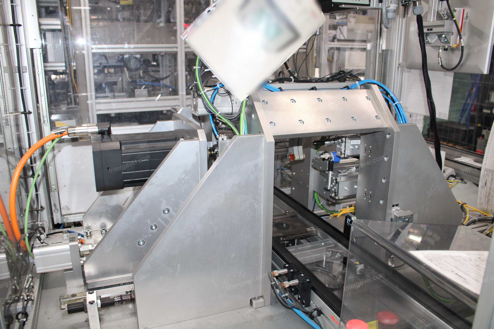 Szerelő munkahely 2