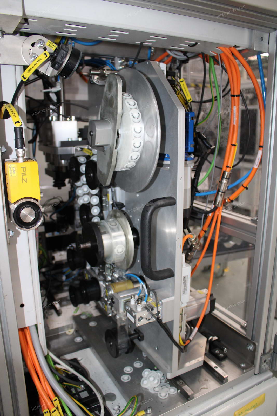 Szerelő munkahely 8