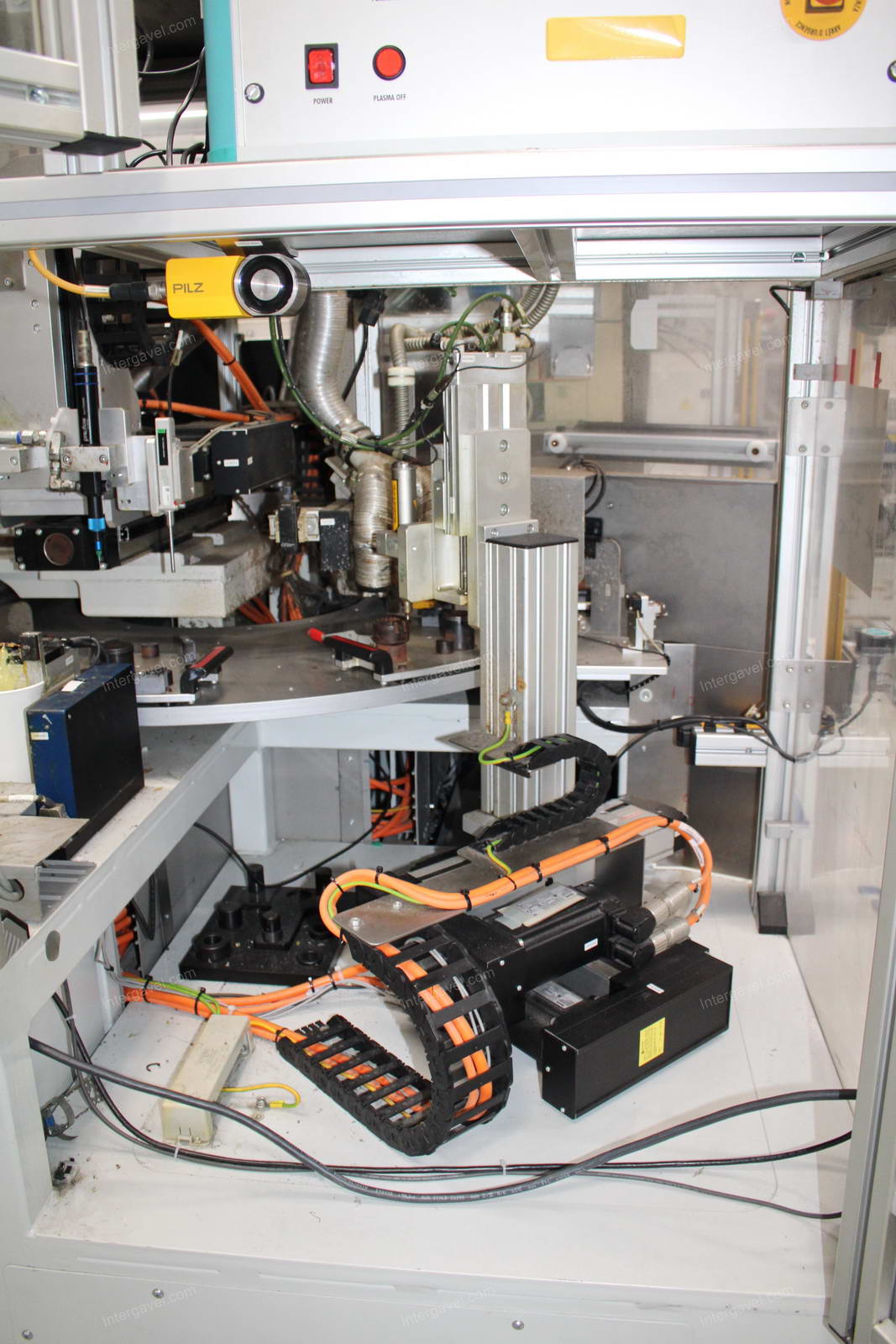 Szerelő munkahely 12