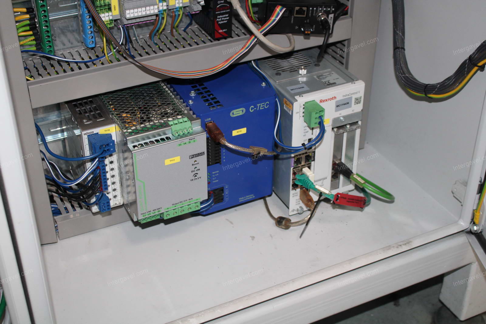 Szerelő munkahely 23