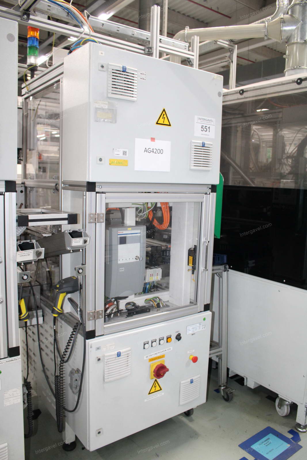 Szerelő munkahely 3