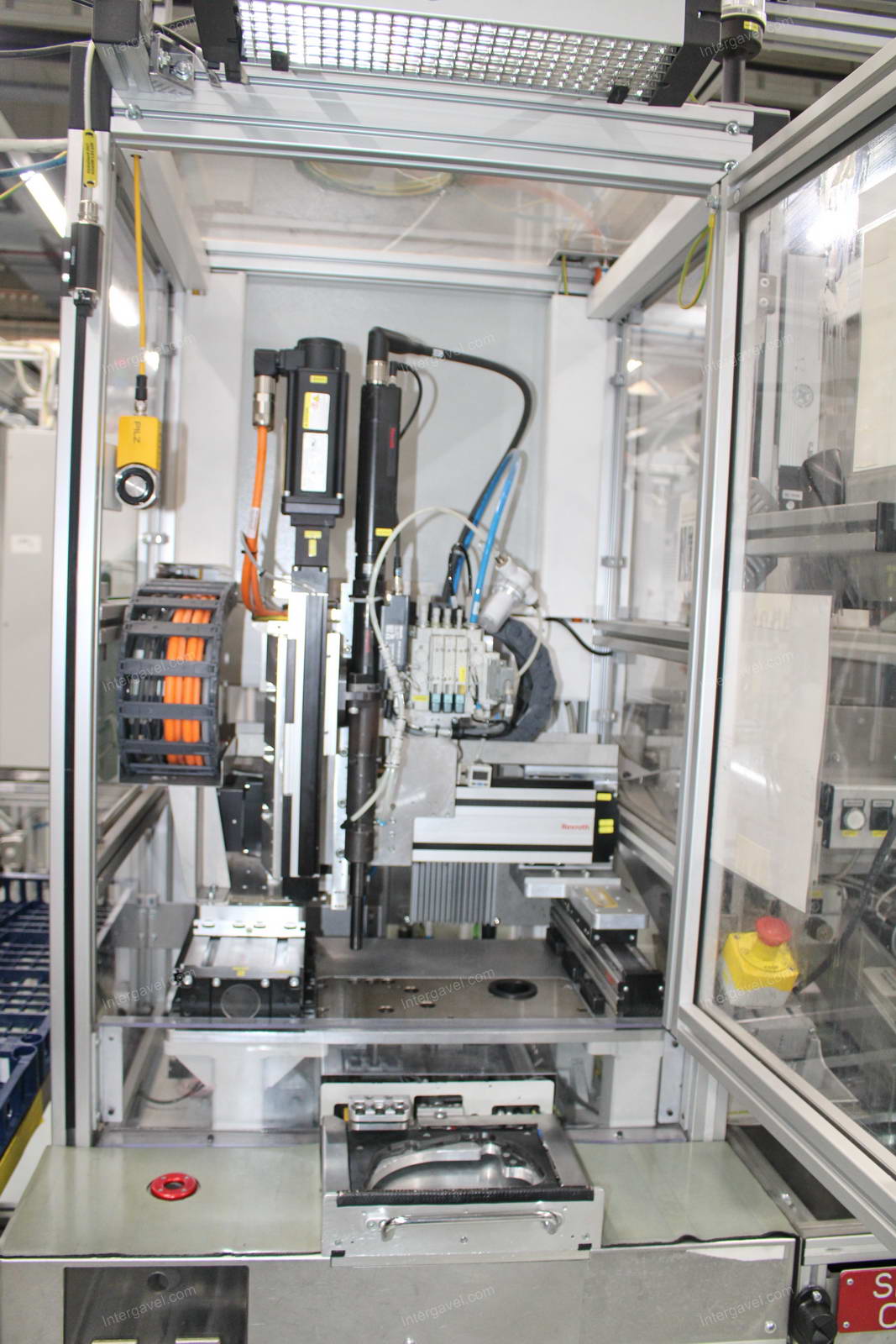 Szerelő munkahely 5