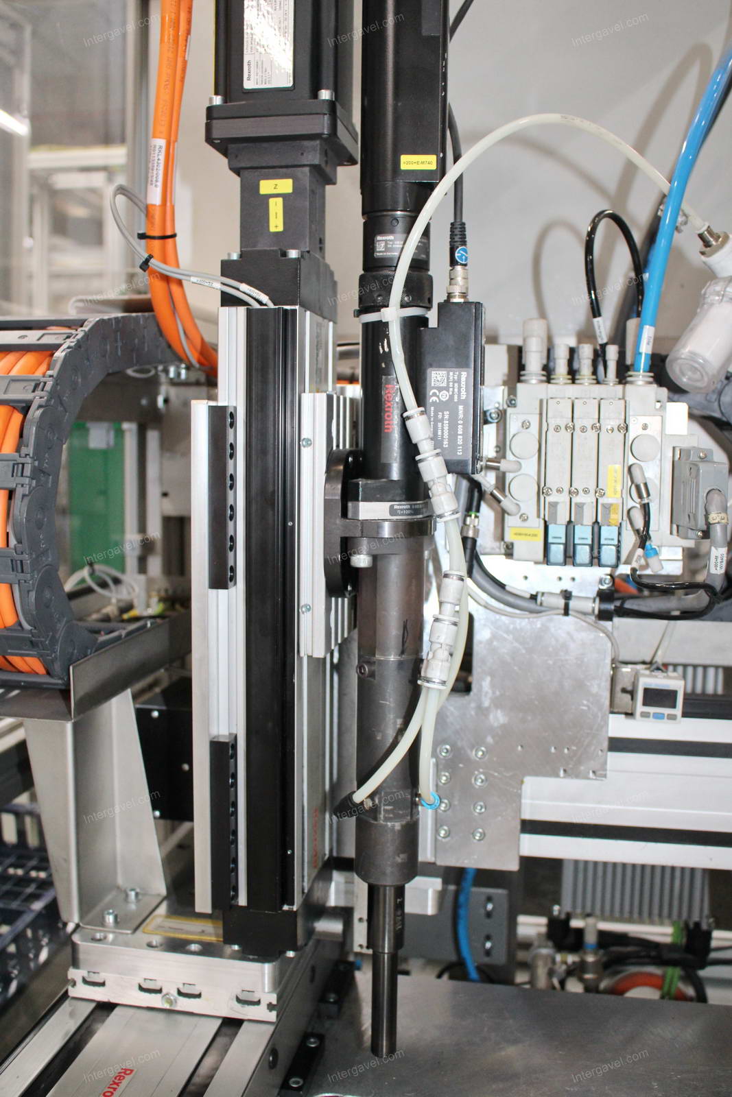 Szerelő munkahely 8