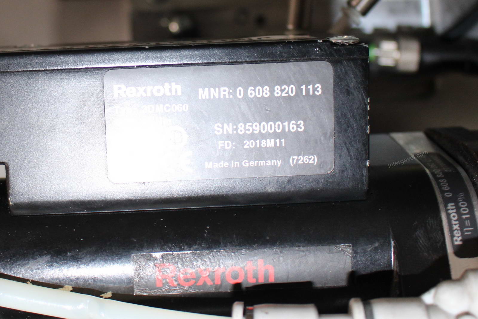 Szerelő munkahely 9