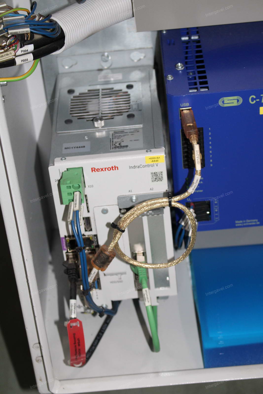 Szerelő munkahely 18