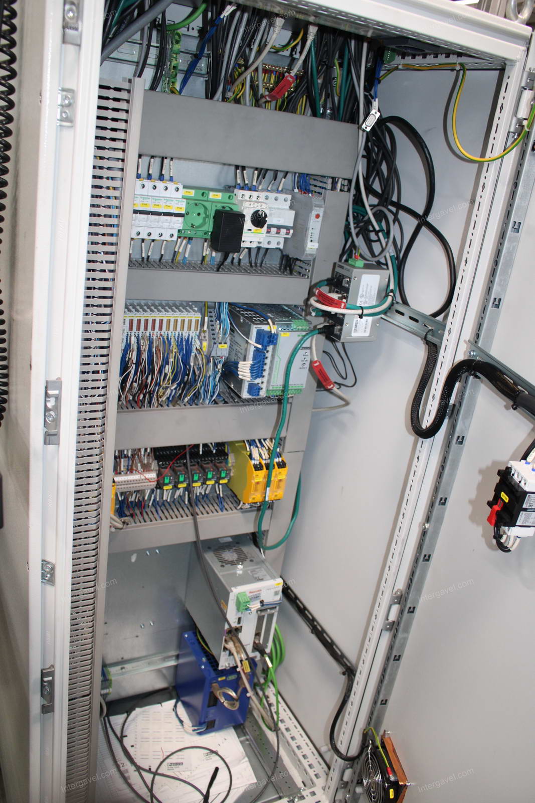 Vegyes szerelő munkahelyek 6