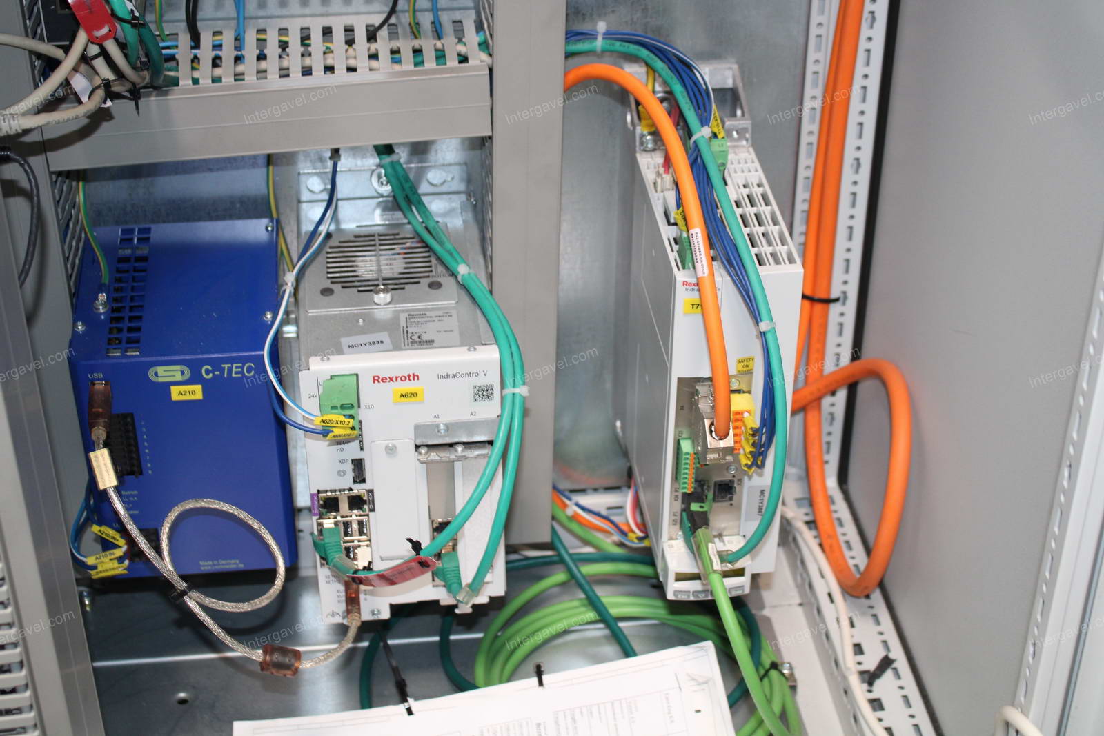 Vegyes szerelő munkahelyek 16