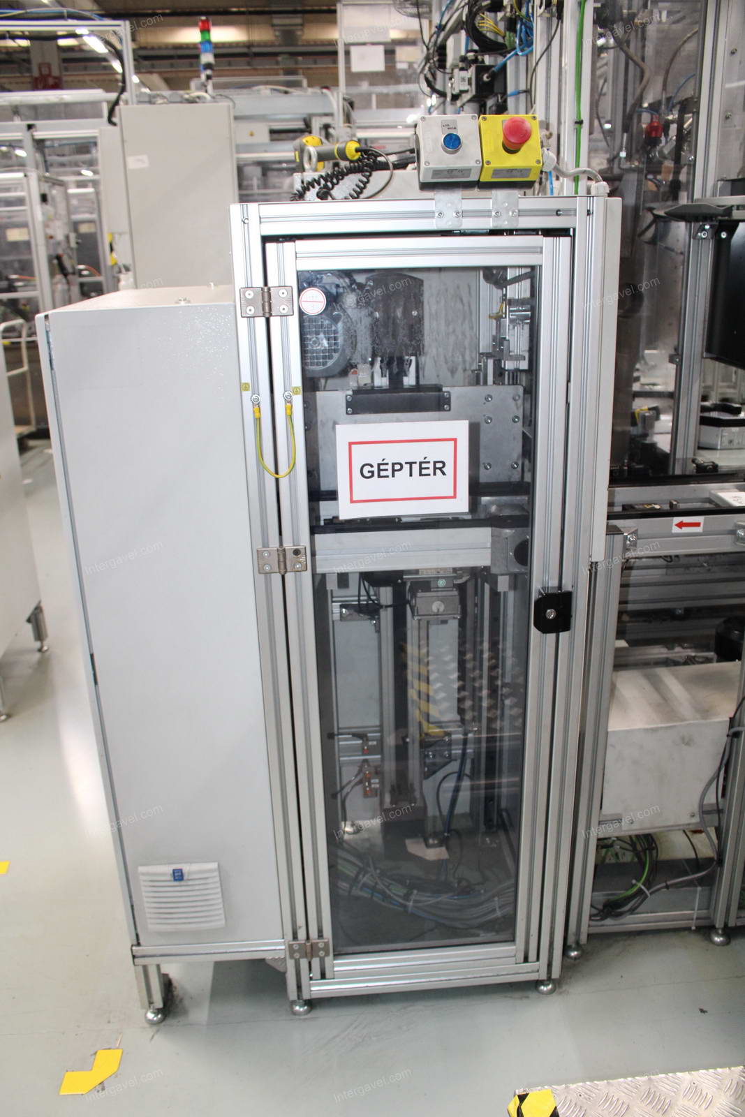 Vegyes szerelő munkahelyek 17