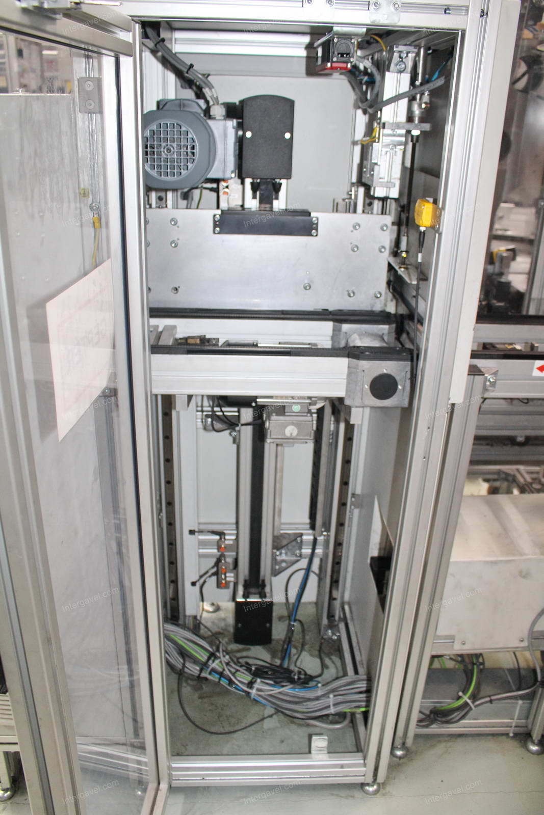 Vegyes szerelő munkahelyek 18