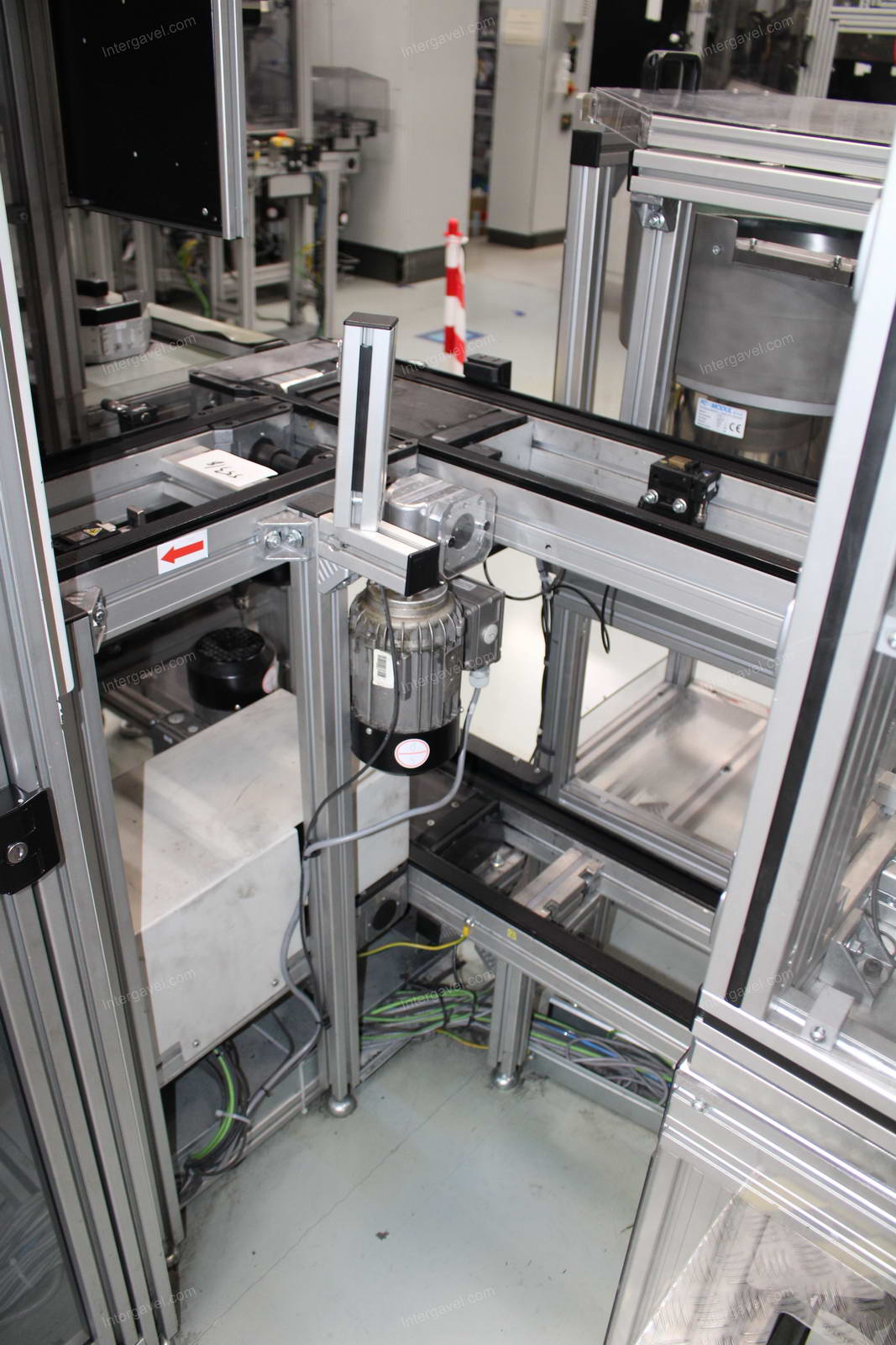 Vegyes szerelő munkahelyek 20