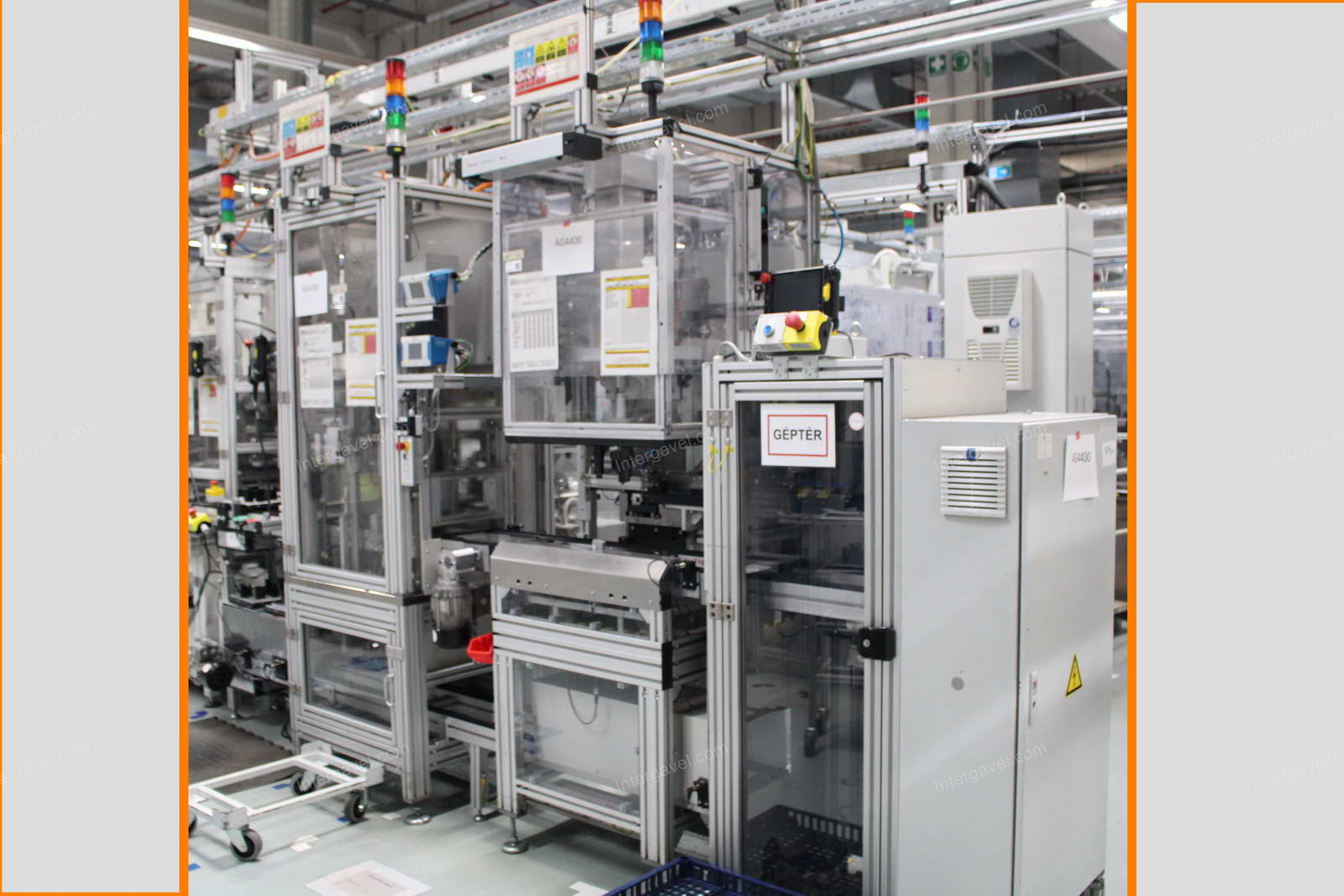 Vegyes szerelő munkahelyek