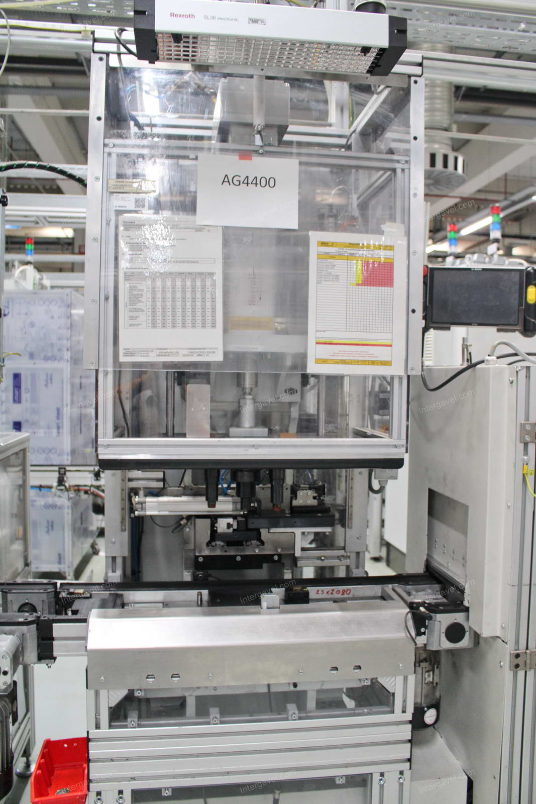 Vegyes szerelő munkahelyek 16