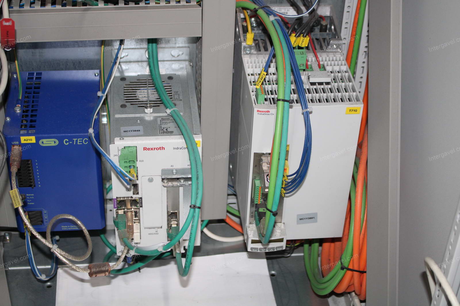 Vegyes szerelő munkahelyek 23