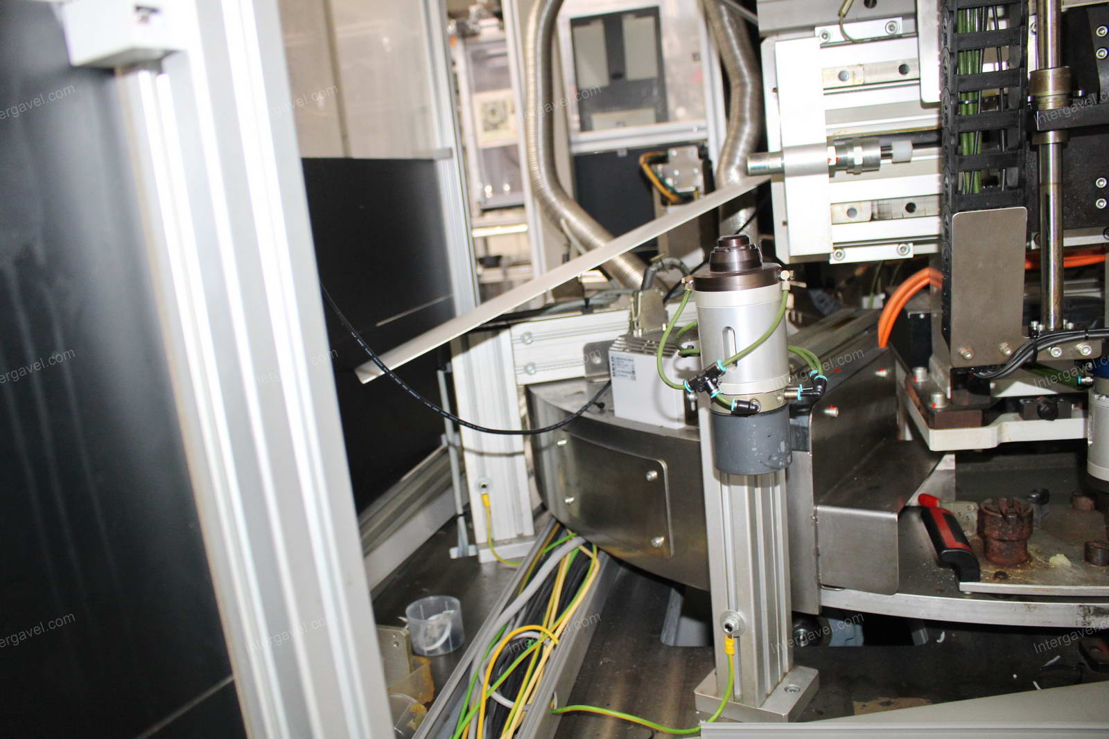 Szerelő munkahely 4