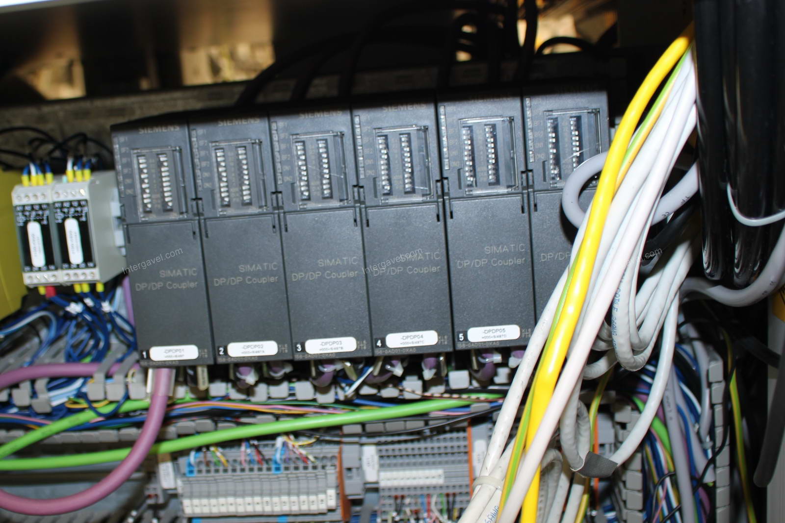 Bontott szerelő munkahely TS 80-as Stäubli robottal 20