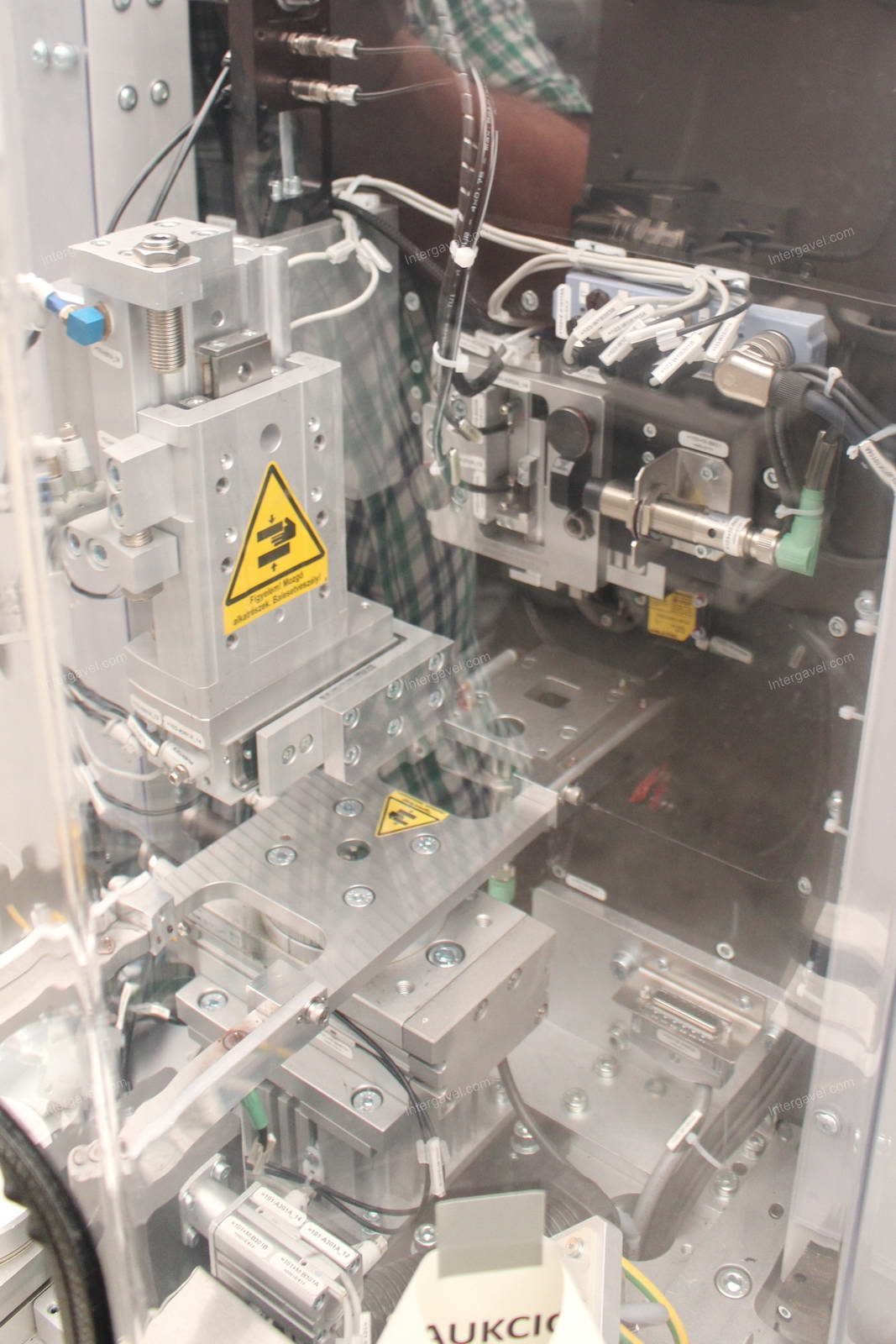 Bontott szerelő munkahely 6