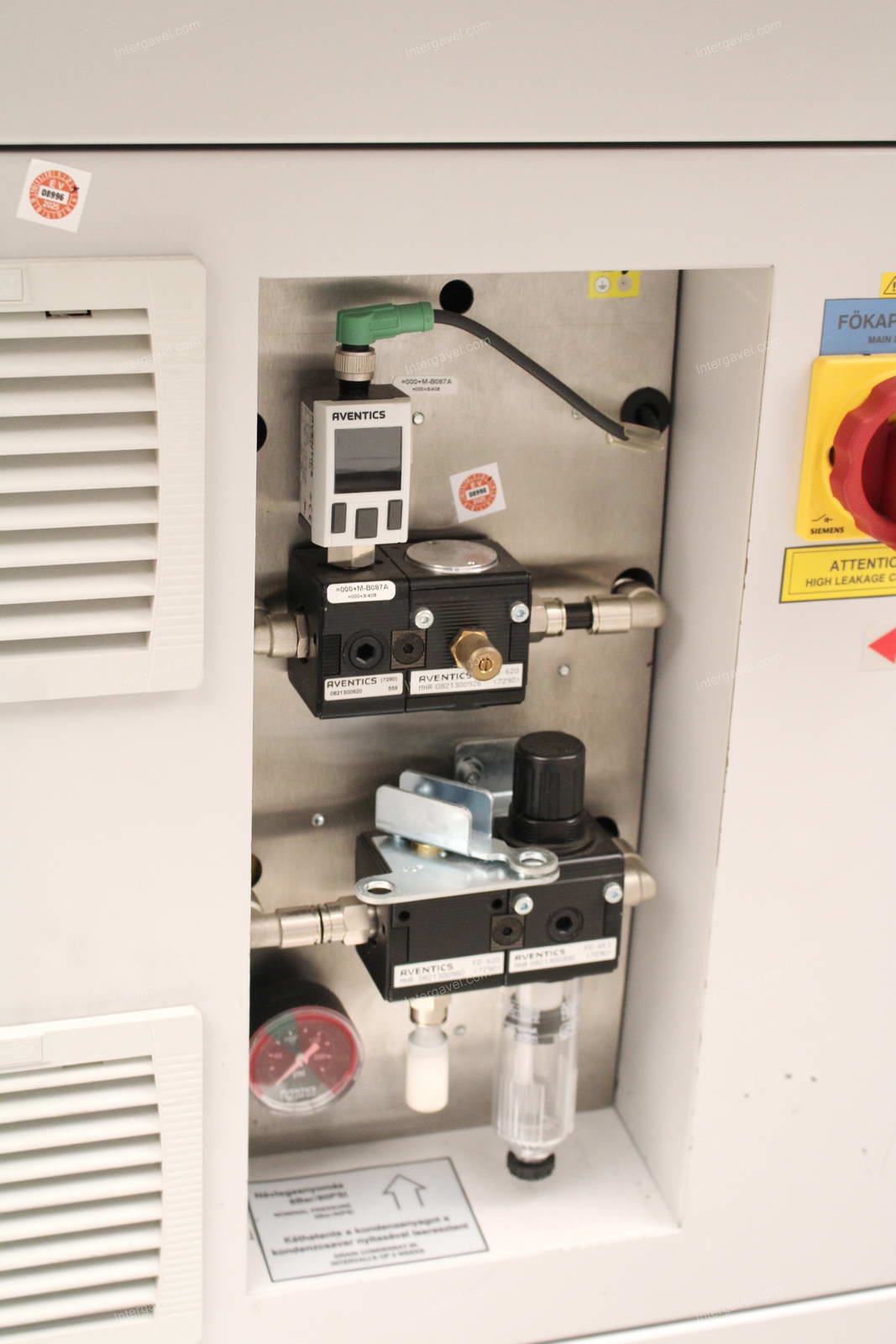 Bontott szerelő munkahely 13