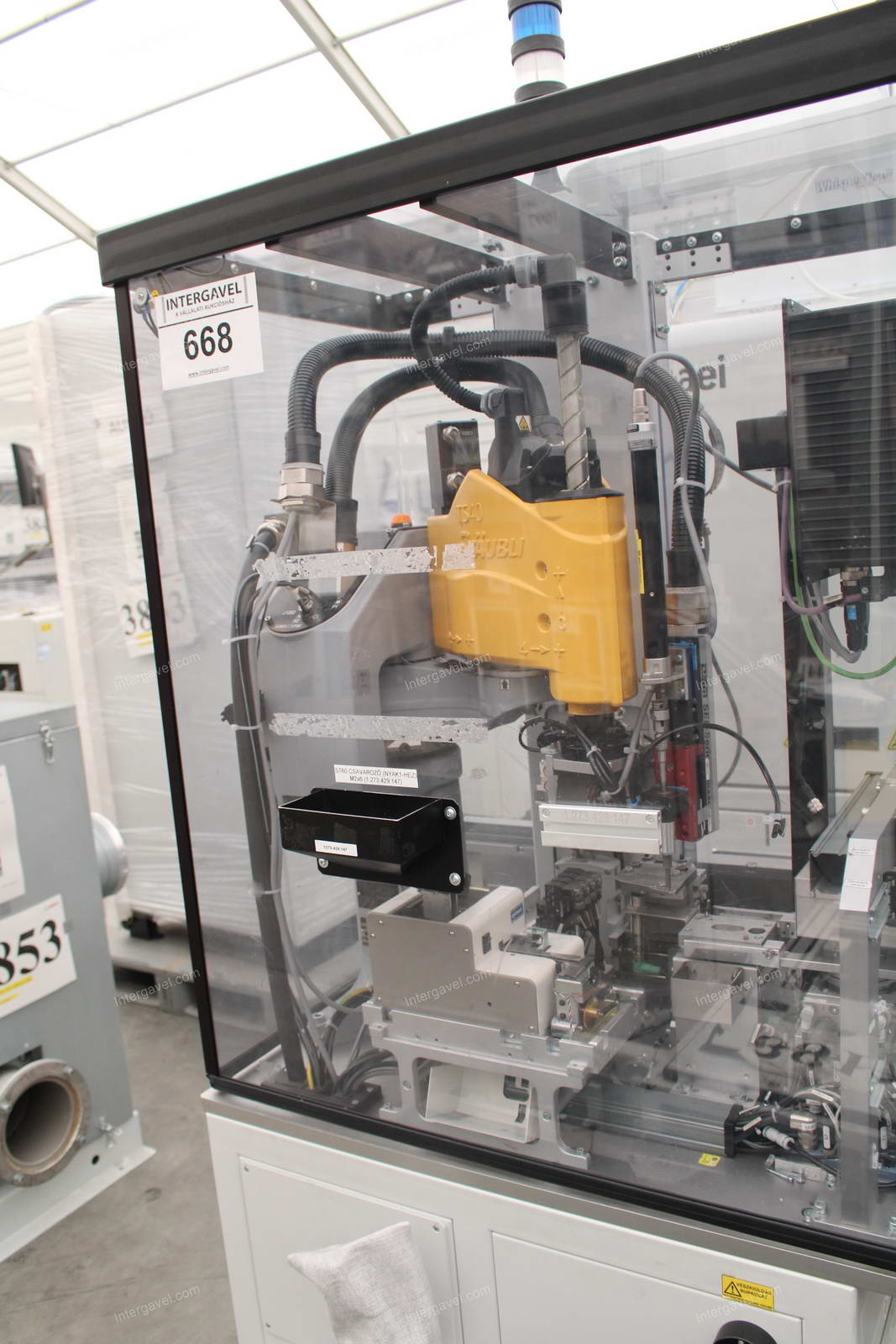 Bontott szerelő munkahely TS 40-es Stäubli robottal 4