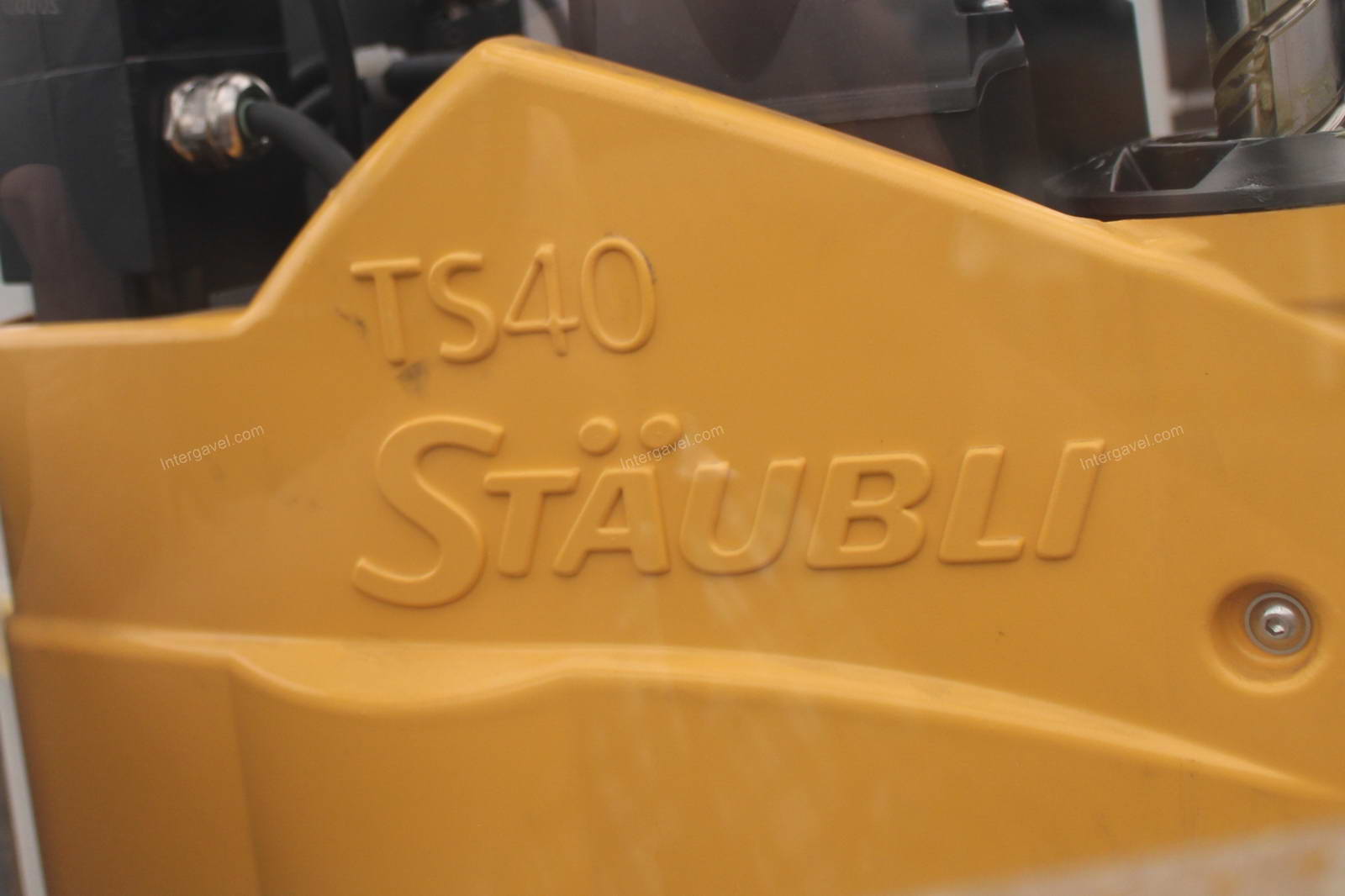 Bontott szerelő munkahely TS 40-es Stäubli robottal 6