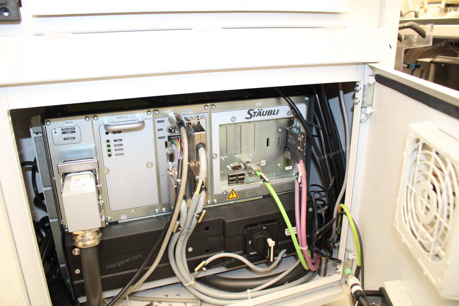 Bontott szerelő munkahely TS 40-es Stäubli robottal 12