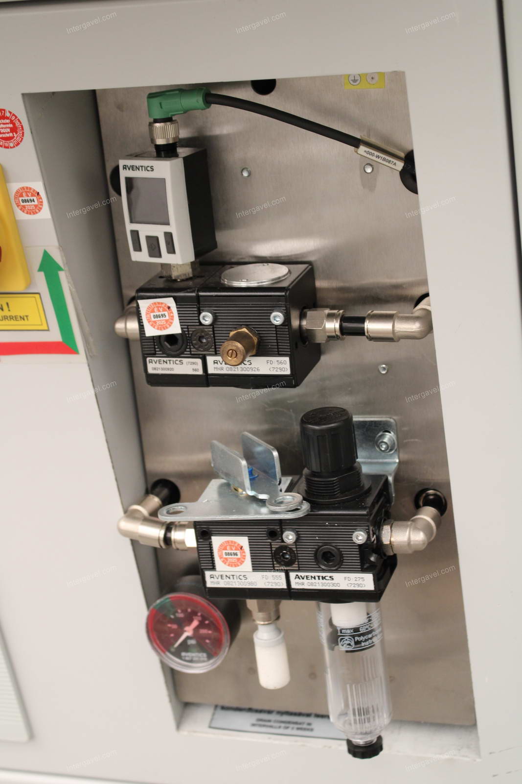 Bontott szerelő munkahely TS 40-es Stäubli robottal 17