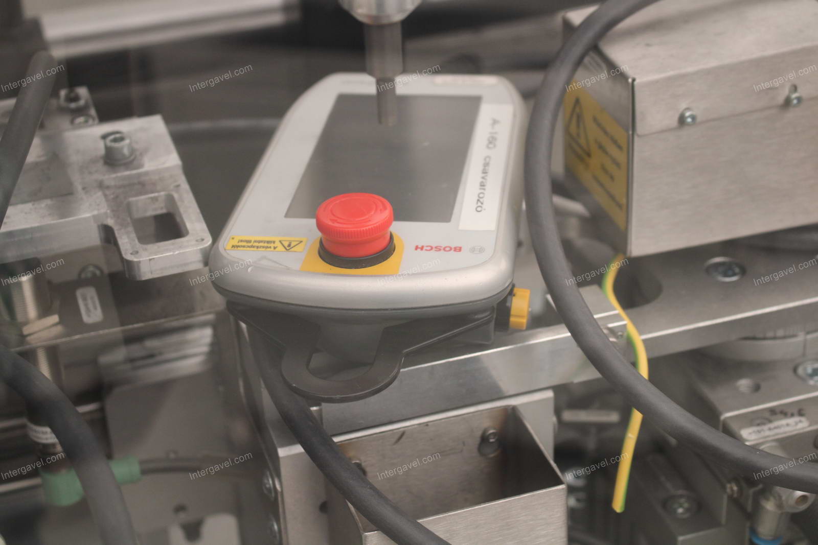 Bontott szerelő munkahely TS 40-es Stäubli robottal 12