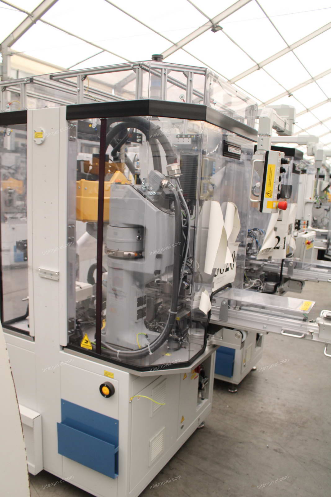 Bontott szerelő munkahely TS 40-es Stäubli robottal 3