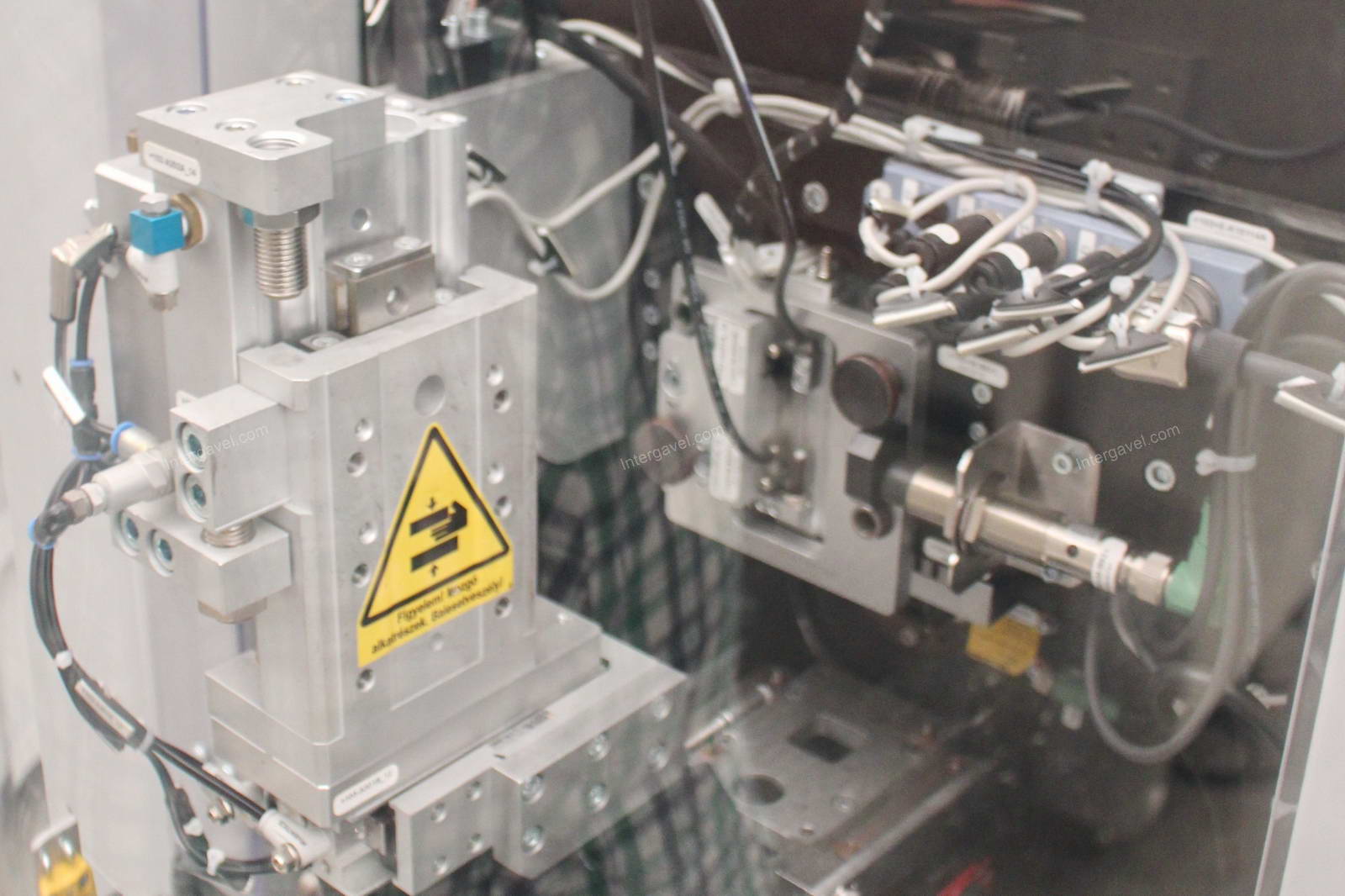 Bontott szerelő munkahely 6