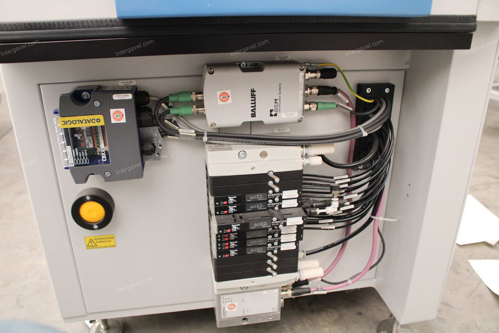 Bontott szerelő munkahely 9