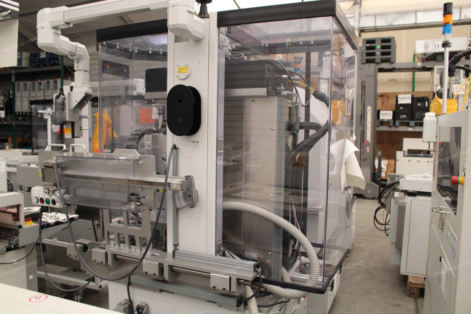 Bontott szerelő munkahely 10