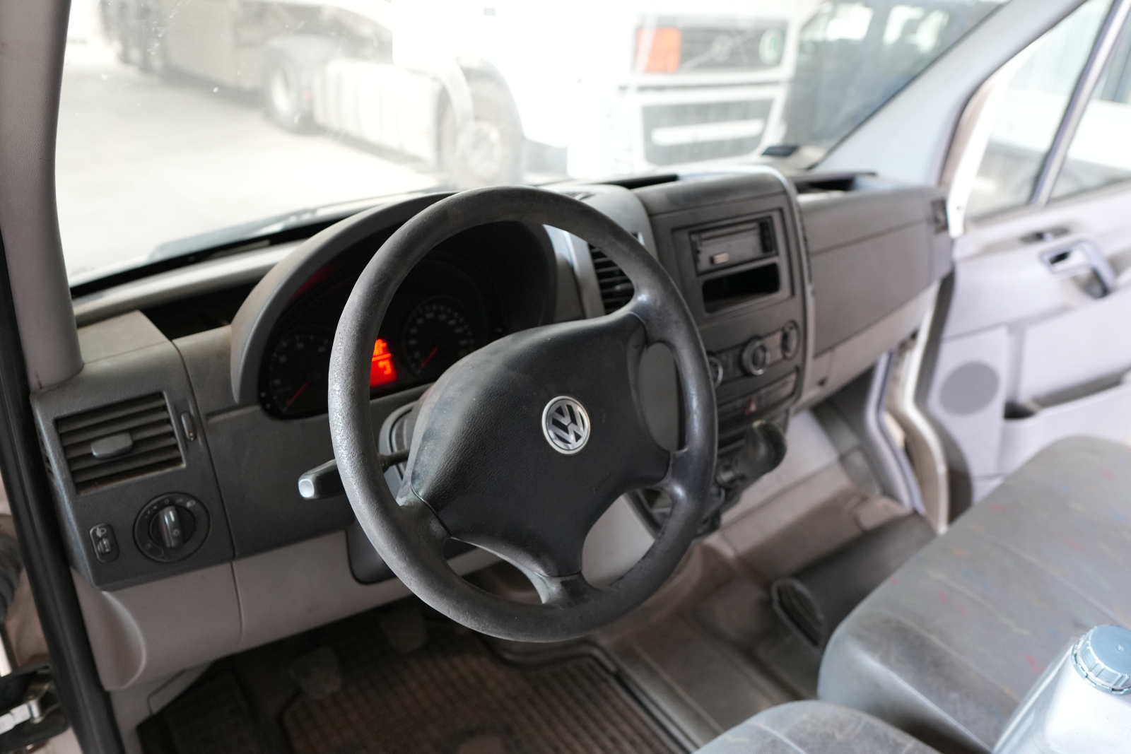 Volkswagen Crafter 8