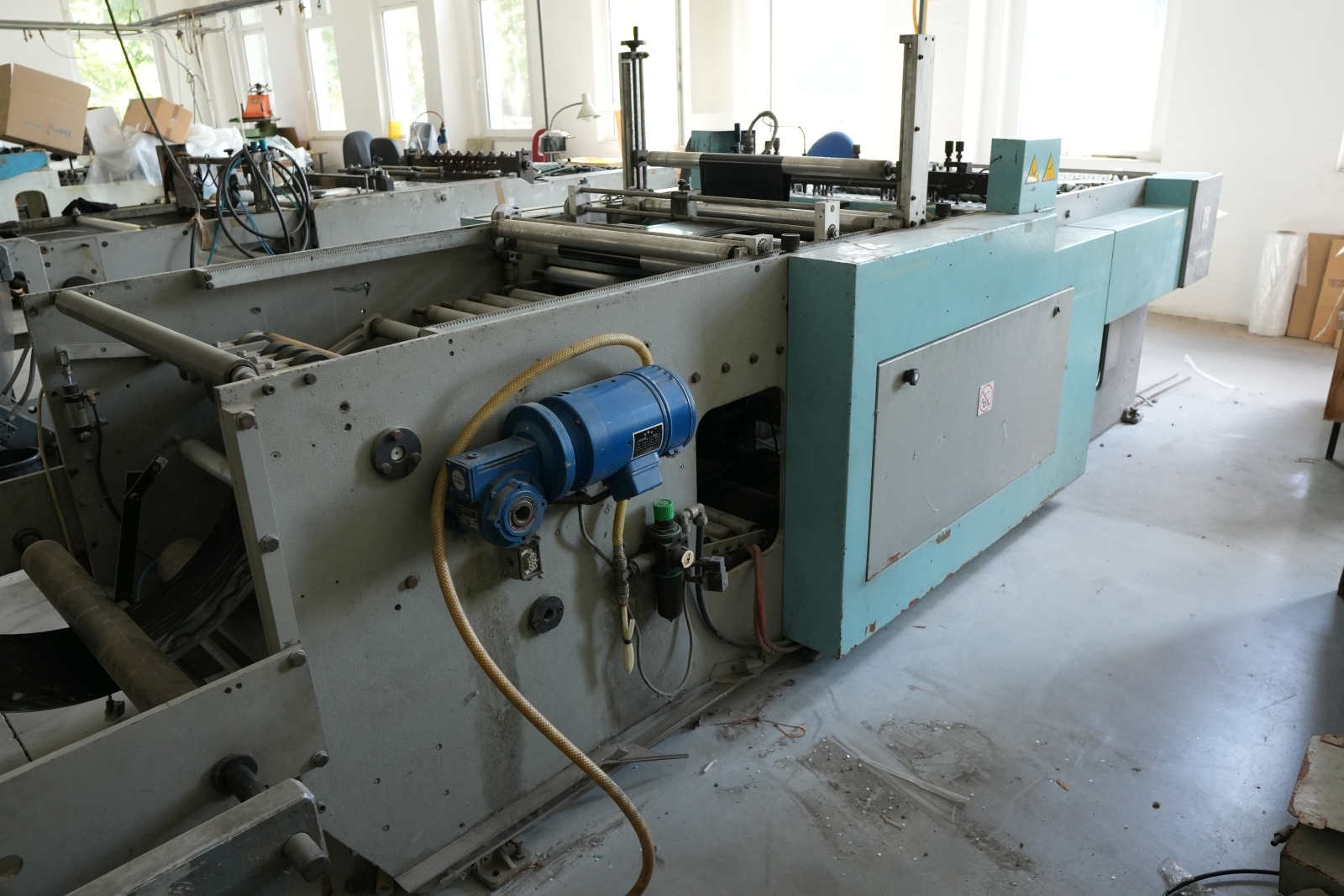 Konfekcionáló gép 3