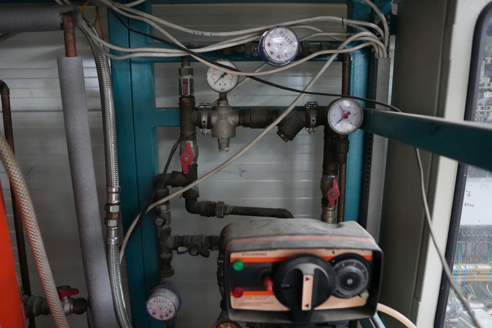 Kétállásos autómosó 9