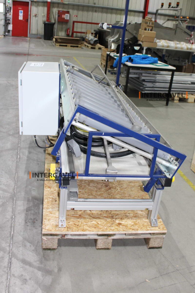 Szállító szalag és görgős pálya 5
