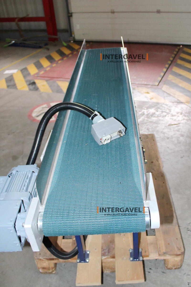 Szállító szalag 4