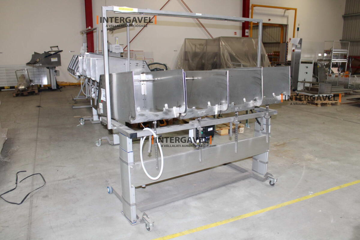 Alkatrész tároló 3