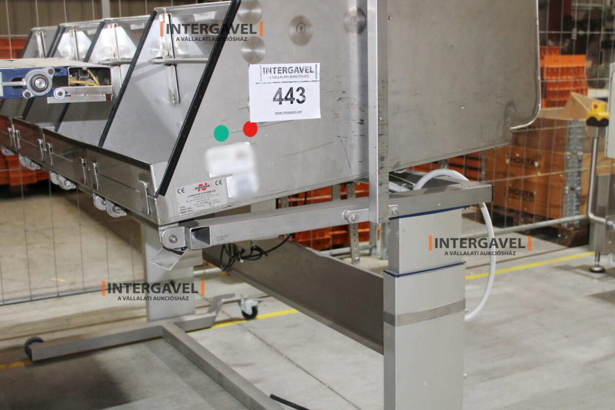 Alkatrész tároló 17