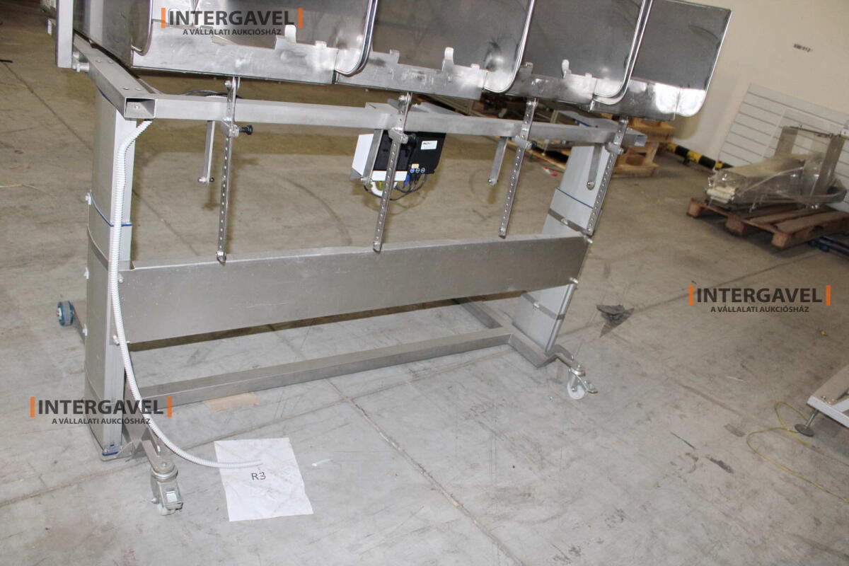 Alkatrész tároló 14