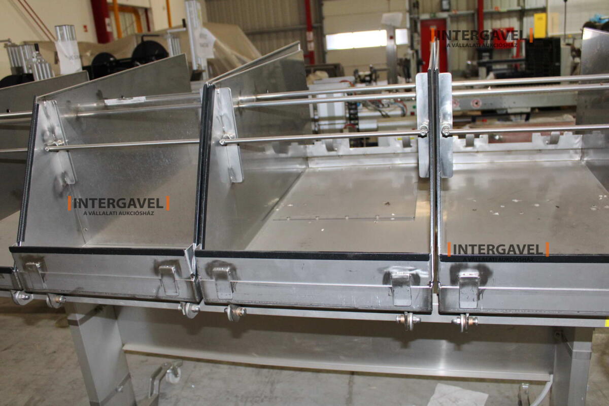 Alkatrész tároló 19