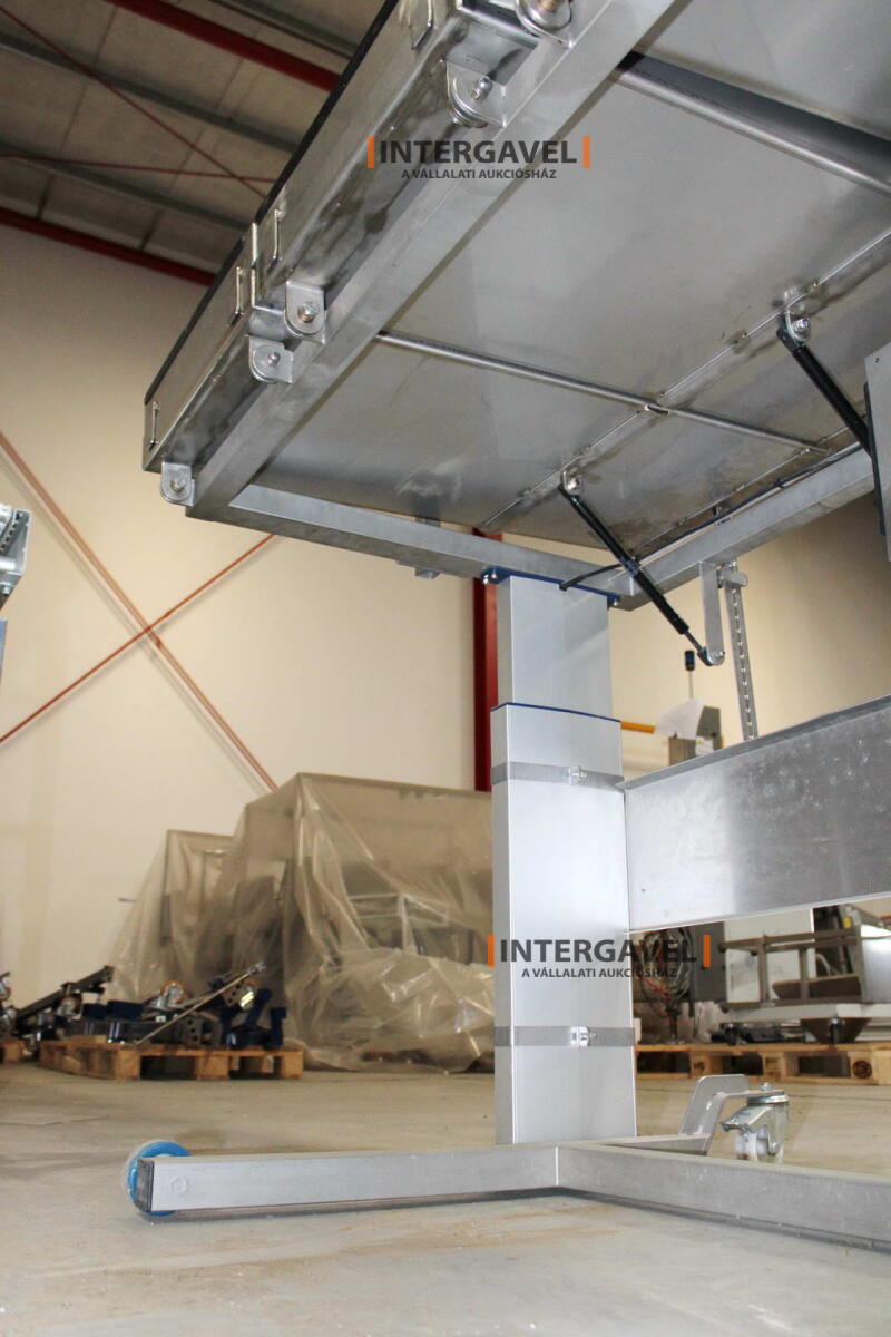 Alkatrész tároló 6