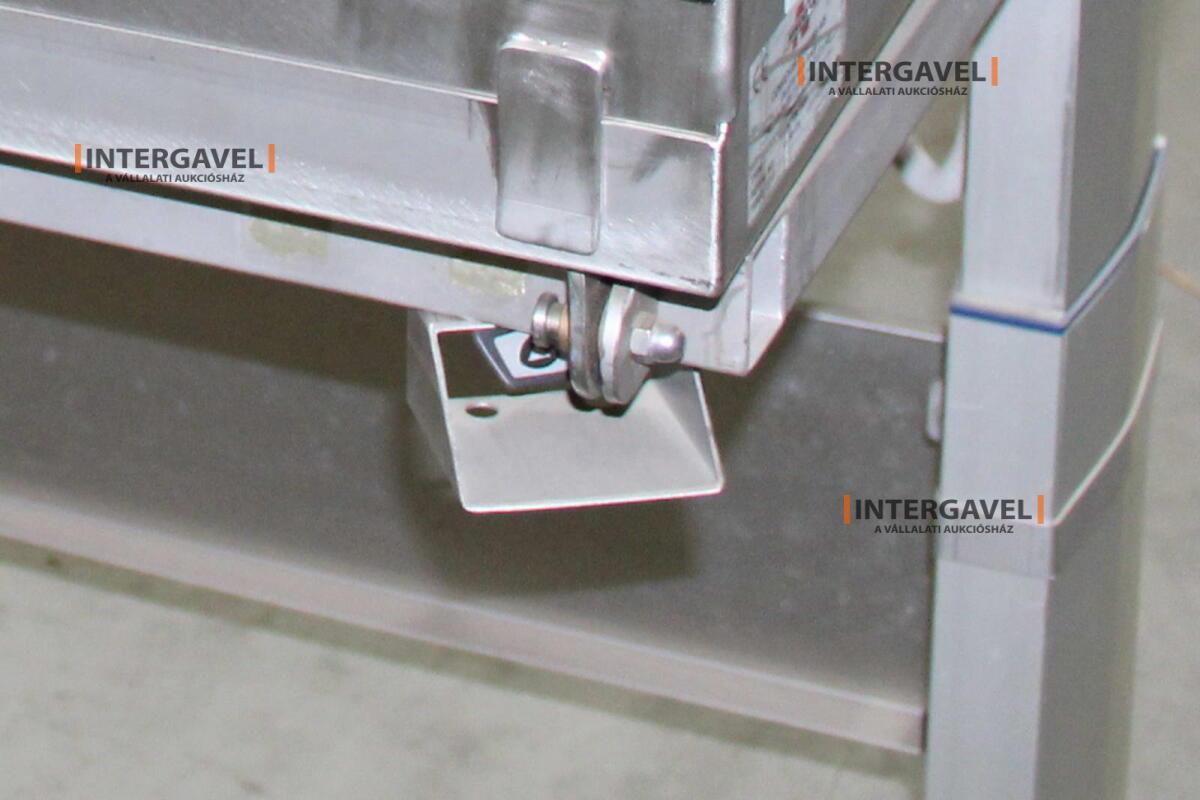 Alkatrész tároló 16